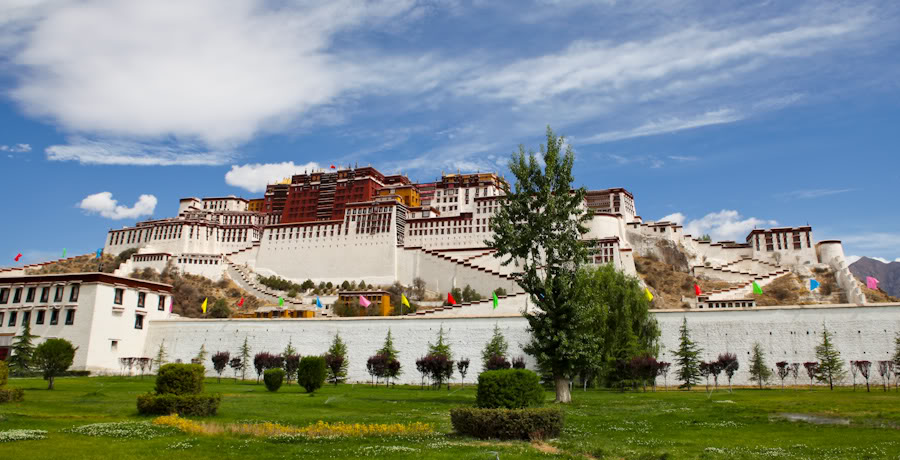 Thăm cung điện Potala - Tây Tạng