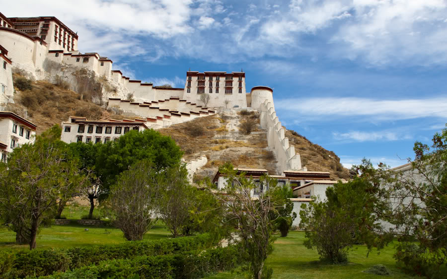 Thăm cung điện Potala - Tây Tạng
