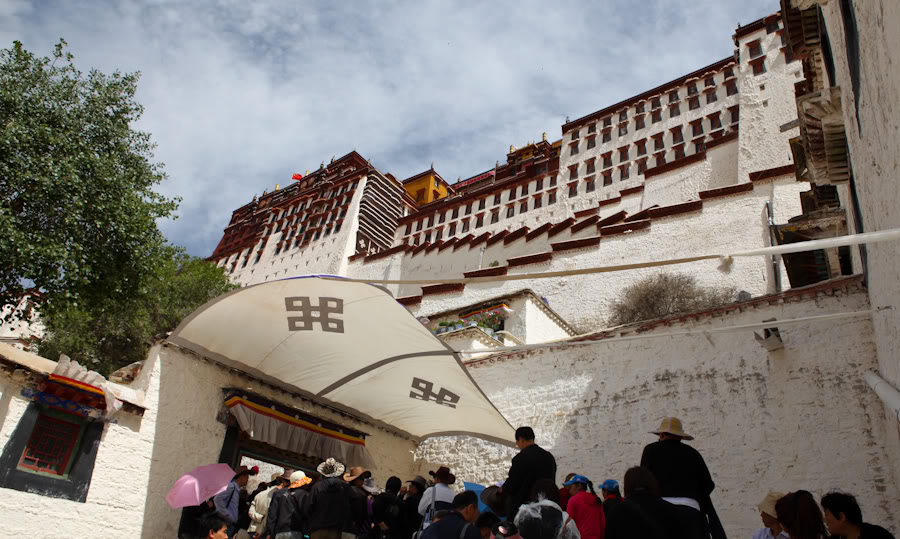 Thăm cung điện Potala - Tây Tạng