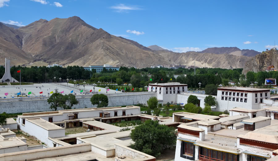 Thăm cung điện Potala - Tây Tạng