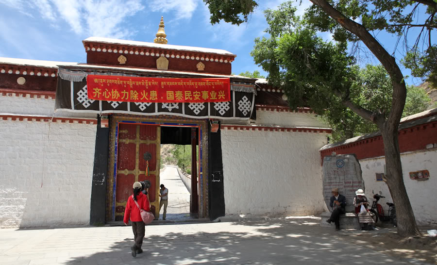 Thăm cung điện Potala - Tây Tạng