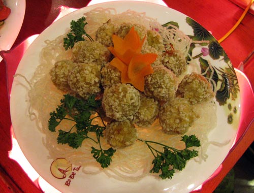 Khai trí, mở tâm mùa Phật đản