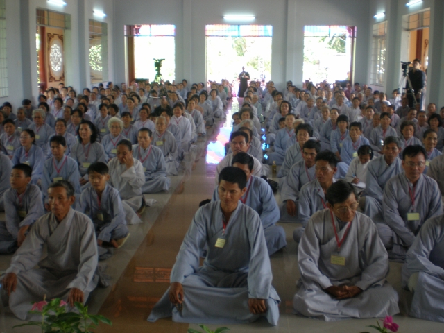 Khóa tu Một Ngày An Lạc tại chùa Vĩnh Hưng - Long An