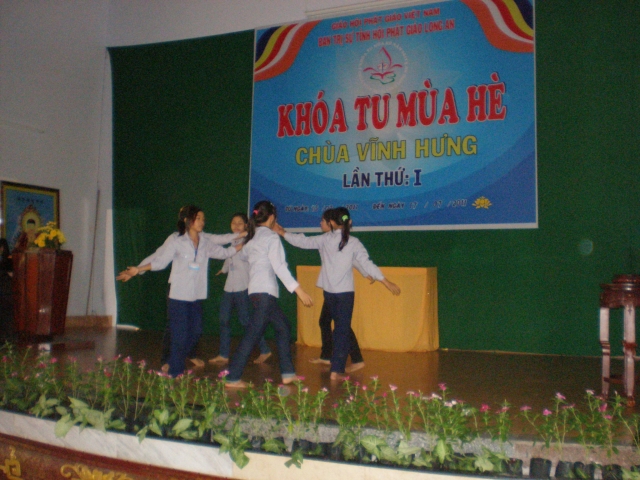 Chùm ảnh khóa tu mùa hè 2011 tại chùa Vĩnh Hưng - Long An