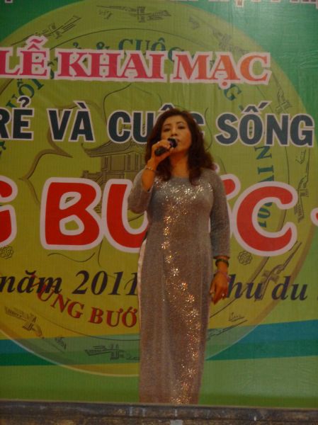 Hội trại Tuổi trẻ &amp; Cuộc sống lần IV: sôi nổi đêm tổng kết văn nghệ