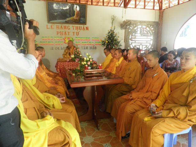 Nha Trang: Lễ cưới tại chùa Phước Trí