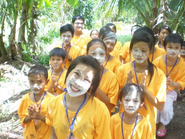 Chùm ảnh khóa tu mùa hè 2011 tại chùa Vĩnh Hưng - Long An