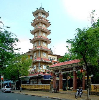 Các ngôi tháp ở Việt Nam