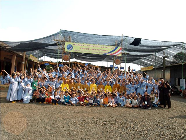 ĐăkNông: Khóa tu mùa hè 2011 long trọng khai mạc tại chùa Pháp Viên