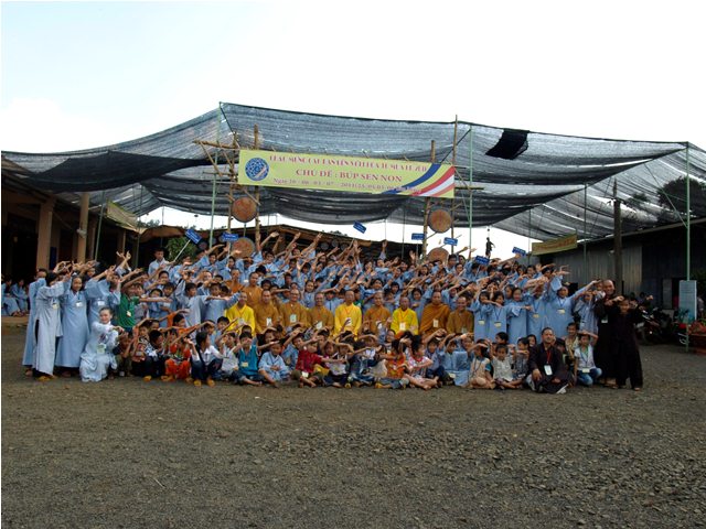 ĐăkNông: Khóa tu mùa hè 2011 long trọng khai mạc tại chùa Pháp Viên