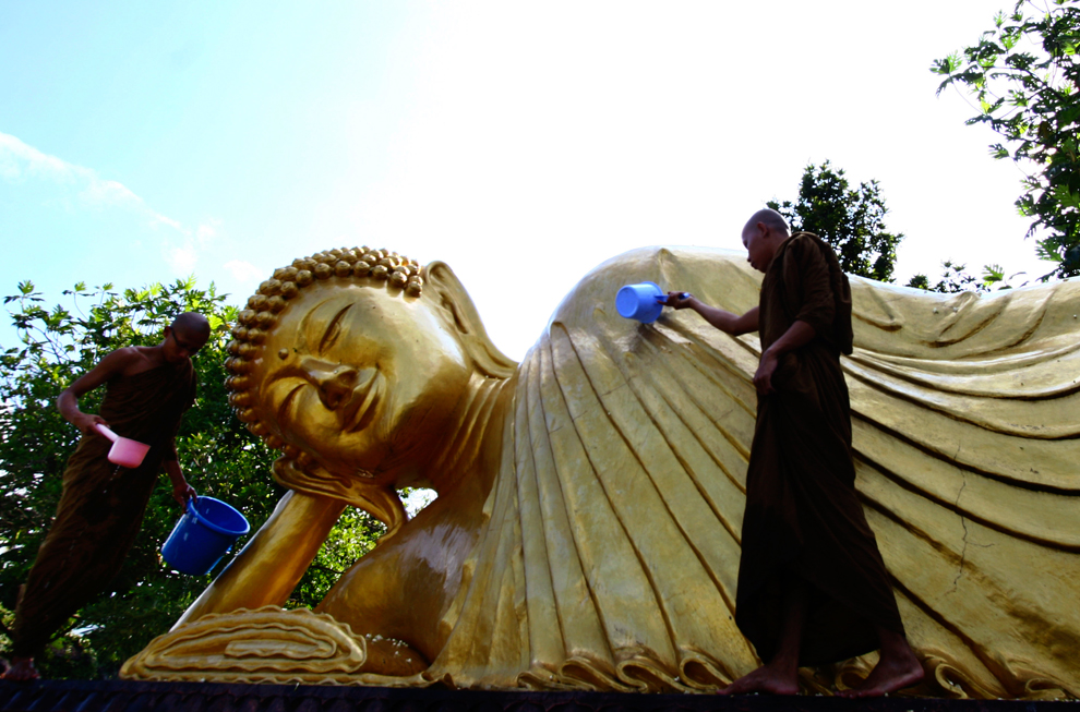 Chùm ảnh: Lễ Phật Đản 2011 tại các nước châu Á