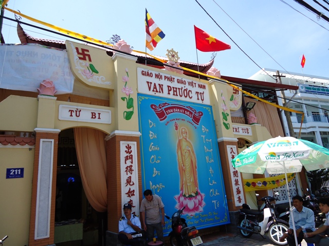 Thành phố Vũng Tàu: Chùa Vạn Phước đại lễ Vu Lan-Dâng y cúng dường