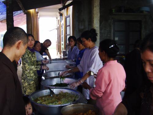 Chùa Giai Lam : Hơn 400 trăm Phật tử về   tham dự Lễ Quy Y