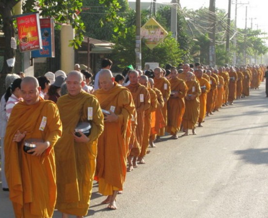 Chùm ảnh: Nét đẹp của Tăng đoàn Khất sĩ