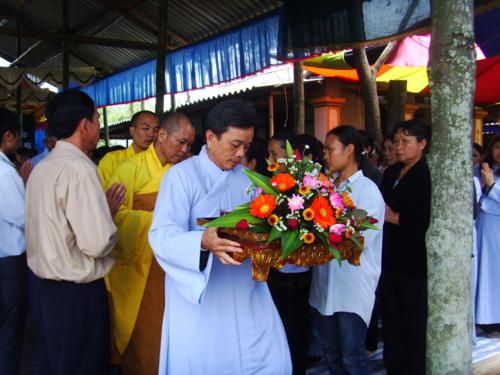 Chùa Giai Lam : Hơn 400 trăm Phật tử về   tham dự Lễ Quy Y