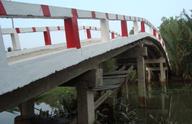 Long An: Chùa An Phú tổ chức Đại lễ Vu Lan và phát quà khám chữa bệnh cho bà con địa phương