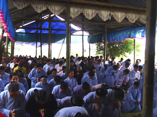 Chùa Giai Lam : Hơn 400 trăm Phật tử về   tham dự Lễ Quy Y