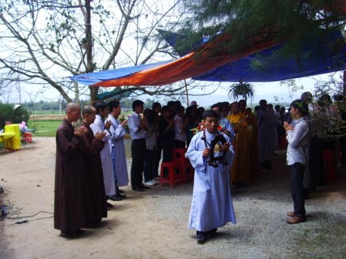 Chùa Giai Lam : Hơn 400 trăm Phật tử về   tham dự Lễ Quy Y