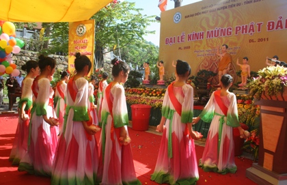 Khai mạc Đại lễ Phật Đản 2011 tại ngôi chùa phát tích Phật giáo Việt Nam