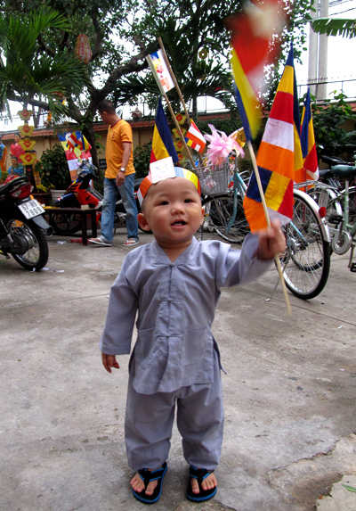 Người Sài Gòn nô nức mừng lễ Phật đản