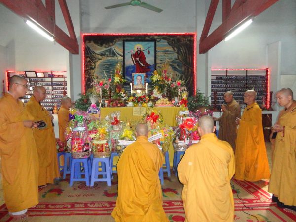 Hóc môn: Chùa Linh Sơn long trọng tổ chức lễ húy nhựt ân sư