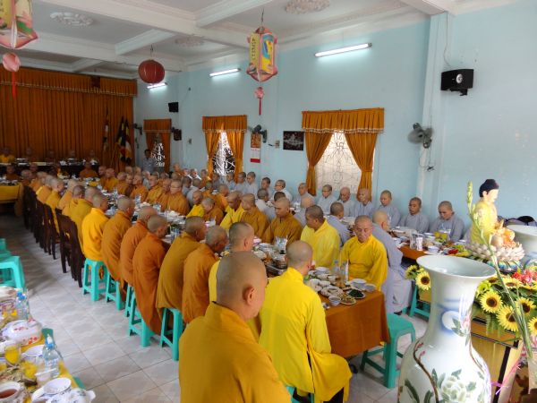 Hóc môn: Chùa Linh Sơn long trọng tổ chức lễ húy nhựt ân sư
