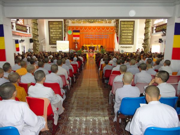 Học viện PGVN diễn tập lễ cấp phát văn bằng cử nhân Phật học khóa VII