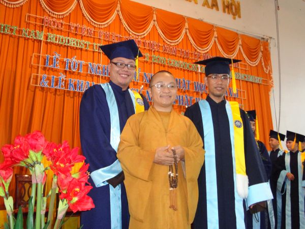 Học viện PGVN diễn tập lễ cấp phát văn bằng cử nhân Phật học khóa VII