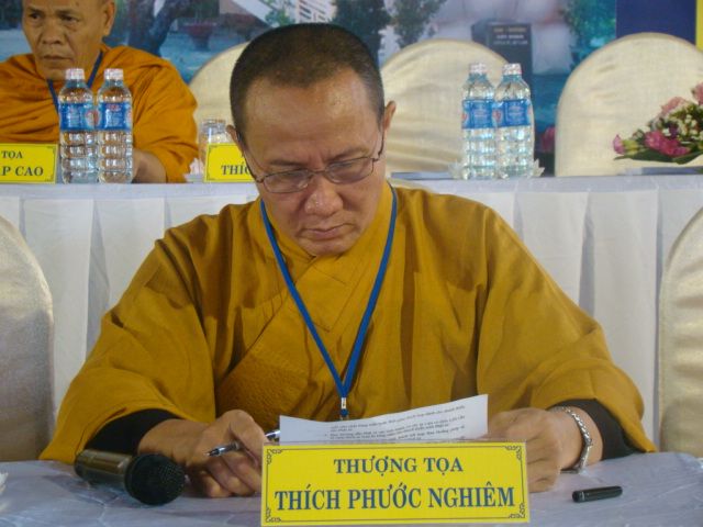 Chùm ảnh Nghị quyết Hội thảo hướng dẫn Phật tử toàn quốc năm 2011 tại TP. Đà Nẵng