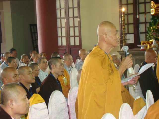 Chùm ảnh Nghị quyết Hội thảo hướng dẫn Phật tử toàn quốc năm 2011 tại TP. Đà Nẵng
