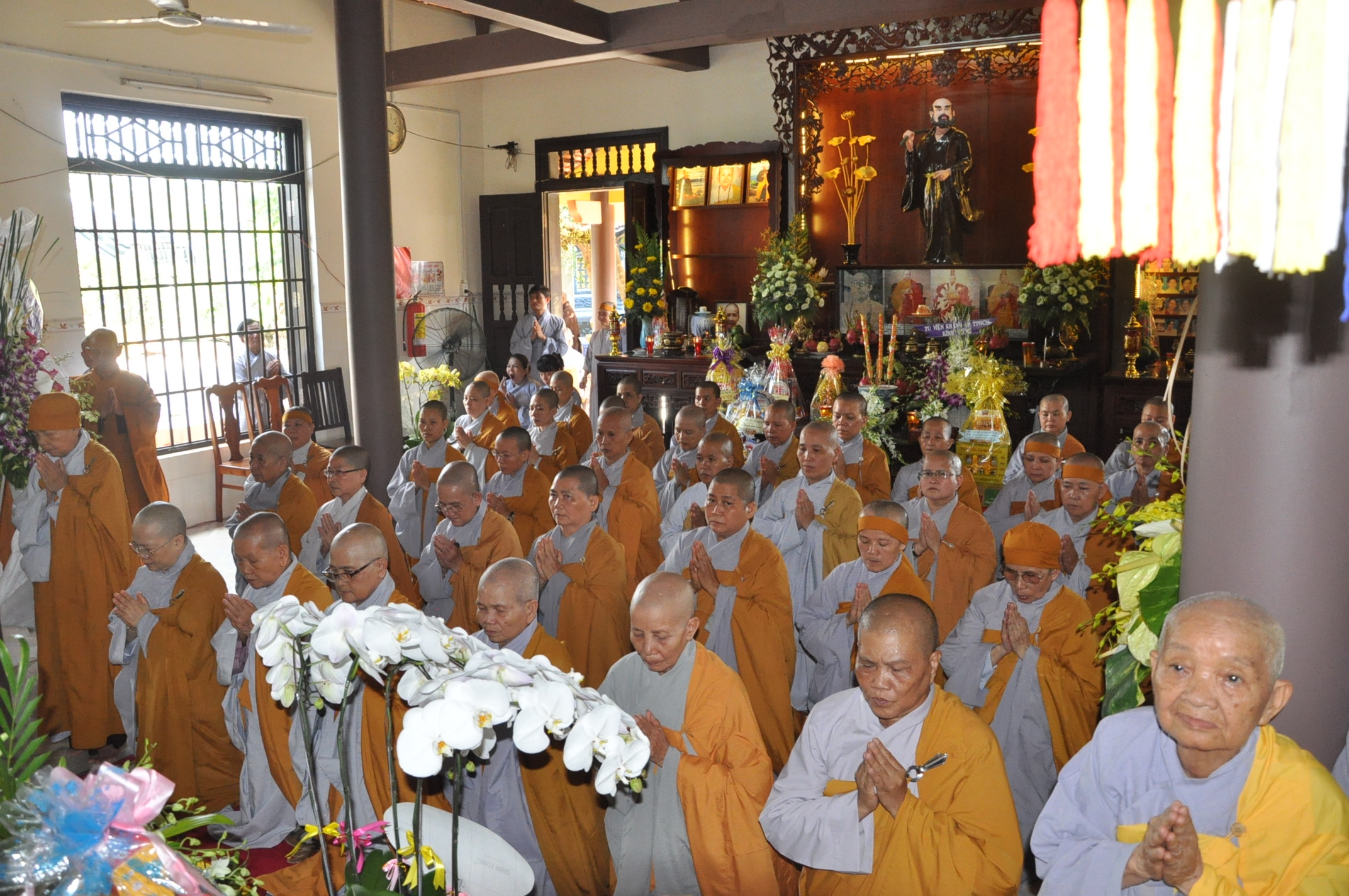 Long An: tông mônThiênThai Giáo Quán viếng lễ tang cố ni trưởng thượng Đạt hạ Cung