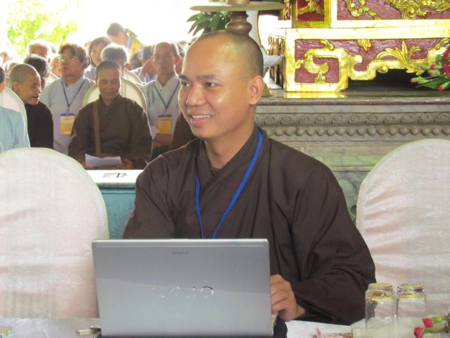 Chùm ảnh Nghị quyết Hội thảo hướng dẫn Phật tử toàn quốc năm 2011 tại TP. Đà Nẵng