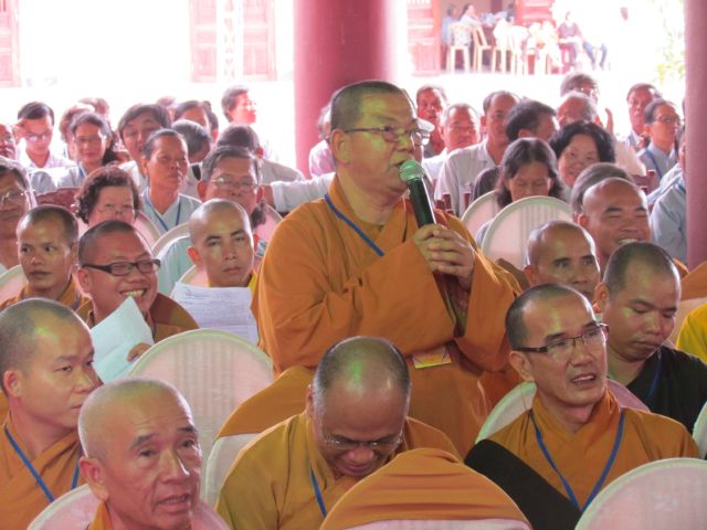 Chùm ảnh Nghị quyết Hội thảo hướng dẫn Phật tử toàn quốc năm 2011 tại TP. Đà Nẵng