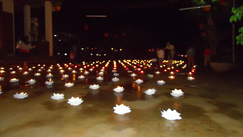 Đăk Nông: Lễ hội hoa đăng vía Đức Quán Thế Âm tại chùa Phước Điền