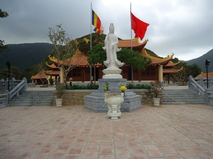 Thăm chùa Vân Sơn – ngôi chùa duy nhất trên Côn Đảo