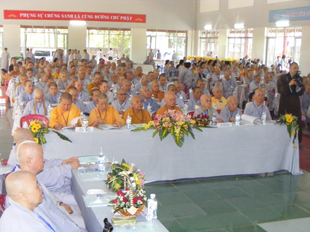 Họp mặt tổng kết công tác Phật sự 2011 - Phân ban Đặc trách Ni giới Trung ương