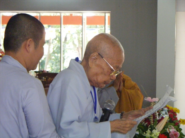 Họp mặt tổng kết công tác Phật sự 2011 - Phân ban Đặc trách Ni giới Trung ương