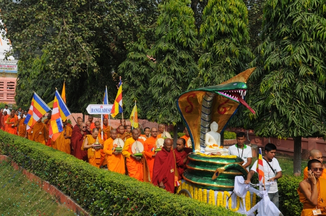 Trì tụng Đại tạng kinh bằng tiếng Pali (Tipitaka) quốc tế tại Bồ Đề Đạo Tràng - Ấn Độ