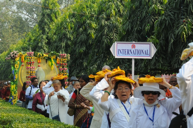 Trì tụng Đại tạng kinh bằng tiếng Pali (Tipitaka) quốc tế tại Bồ Đề Đạo Tràng - Ấn Độ