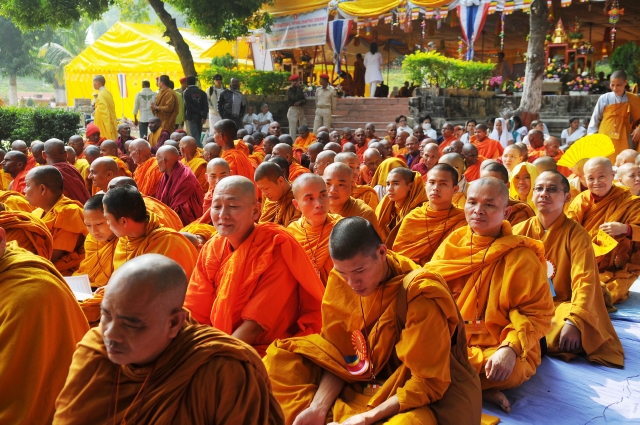 Trì tụng Đại tạng kinh bằng tiếng Pali (Tipitaka) quốc tế tại Bồ Đề Đạo Tràng - Ấn Độ