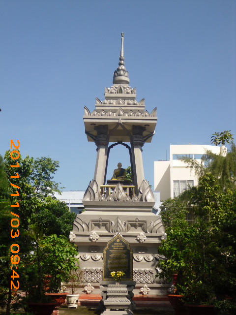 Chùa Pháp Bảo (DHAMMARATANĀRĀMA)