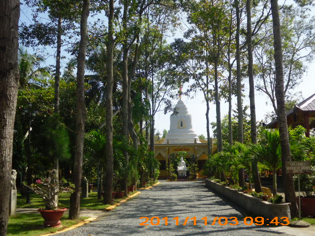 Chùa Pháp Bảo (DHAMMARATANĀRĀMA)