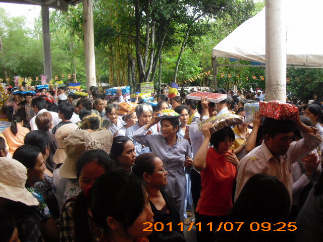 Đại Lễ Dâng Y Kathina tại Thiền Viện Phước Sơn, Đồng Nai
