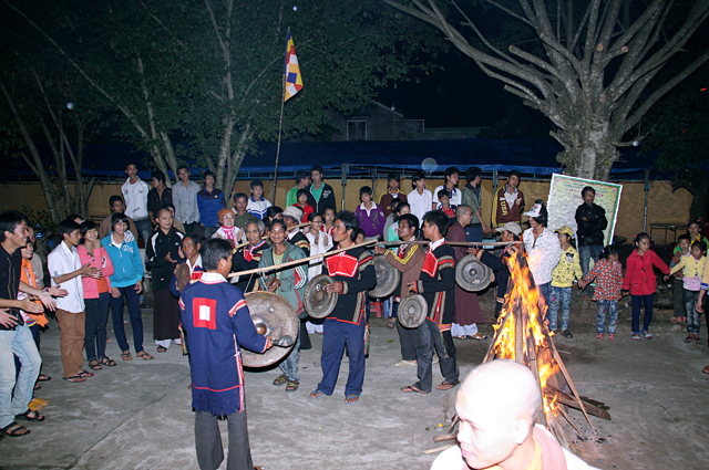 Gia Lai: Đêm Khánh Đản Phật A-Di-Đà và Lễ Đặt Đá Trùng Tu Chánh Điện Chùa Linh Hội