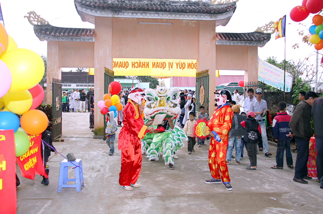 Gia Lai: Đêm Khánh Đản Phật A-Di-Đà và Lễ Đặt Đá Trùng Tu Chánh Điện Chùa Linh Hội