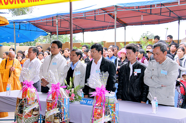 Gia Lai: Đêm Khánh Đản Phật A-Di-Đà và Lễ Đặt Đá Trùng Tu Chánh Điện Chùa Linh Hội
