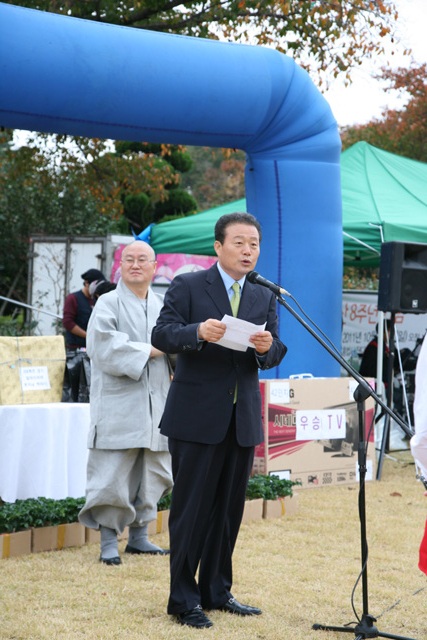 Sinh hoạt văn nghệ, văn hoá thể thao tại Hoằng Pháp Tự, Hàn Quốc