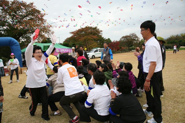 Sinh hoạt văn nghệ, văn hoá thể thao tại Hoằng Pháp Tự, Hàn Quốc
