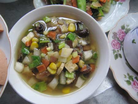 Cầu kỳ &quot;Đệ nhất cỗ chay Hà Thành&quot; chùa Phụng Thánh