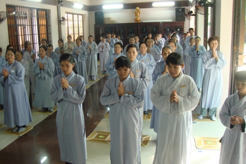Khóa tu chánh niệm lần thứ 42 tại chùa Liên Trì